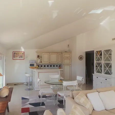 Spacious And Bright Flat Downtown And Beaches - Swimming Pool Апартаменты *