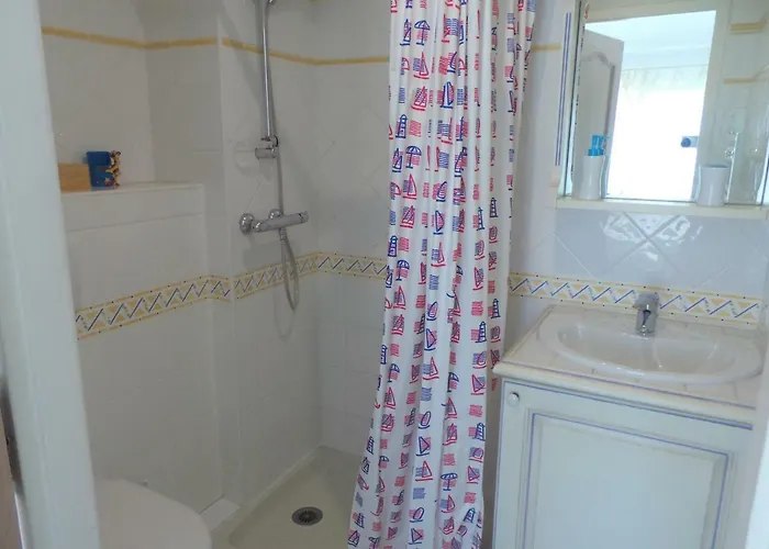 Apartment Spacious And Bright Flat Downtown And Beaches - Swimming Pool