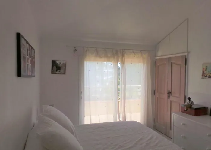 Διαμέρισμα Spacious And Bright Flat Downtown And Beaches - Swimming Pool Αντίμπ