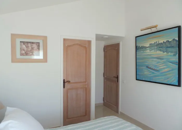 Spacious And Bright Flat Downtown And Beaches - Swimming Pool * Αντίμπ